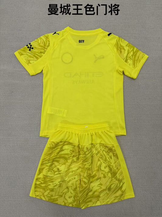 Manchester City Goalkeeper Fans (Kids And Man) Football Jersey 2025/2026