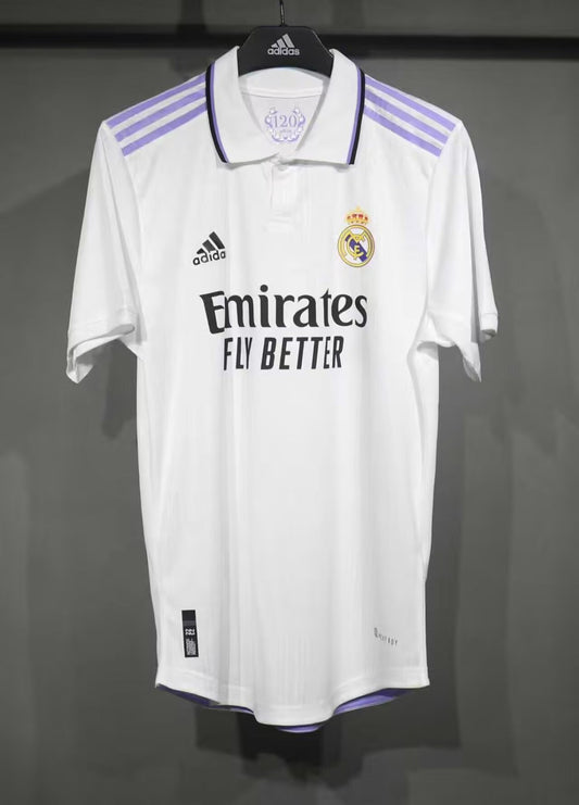 Real Madrid Home Player Football Jersey 2022/2023