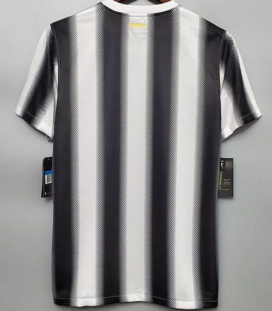Retro Juventus Home Football Jersey 2011/2012