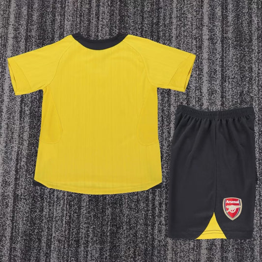Retro Arsenal Kids Away Football Jersey 2005/2006