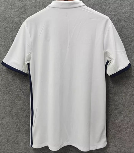 Retro Real Madrid Home Football Jersey 2016/2017
