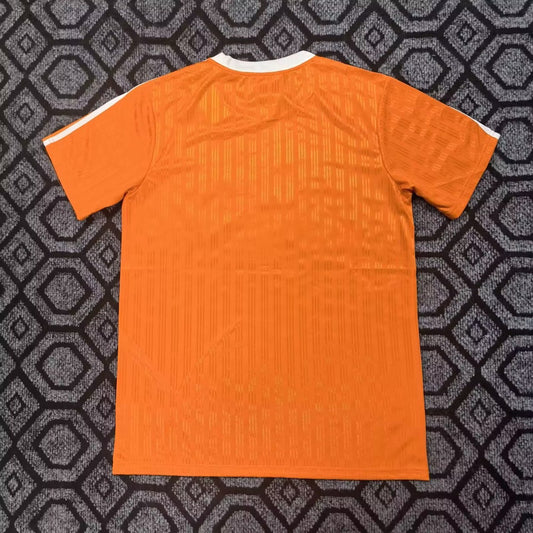 Adidas Clover T-shirt Orange Football Jersey 2025/2026