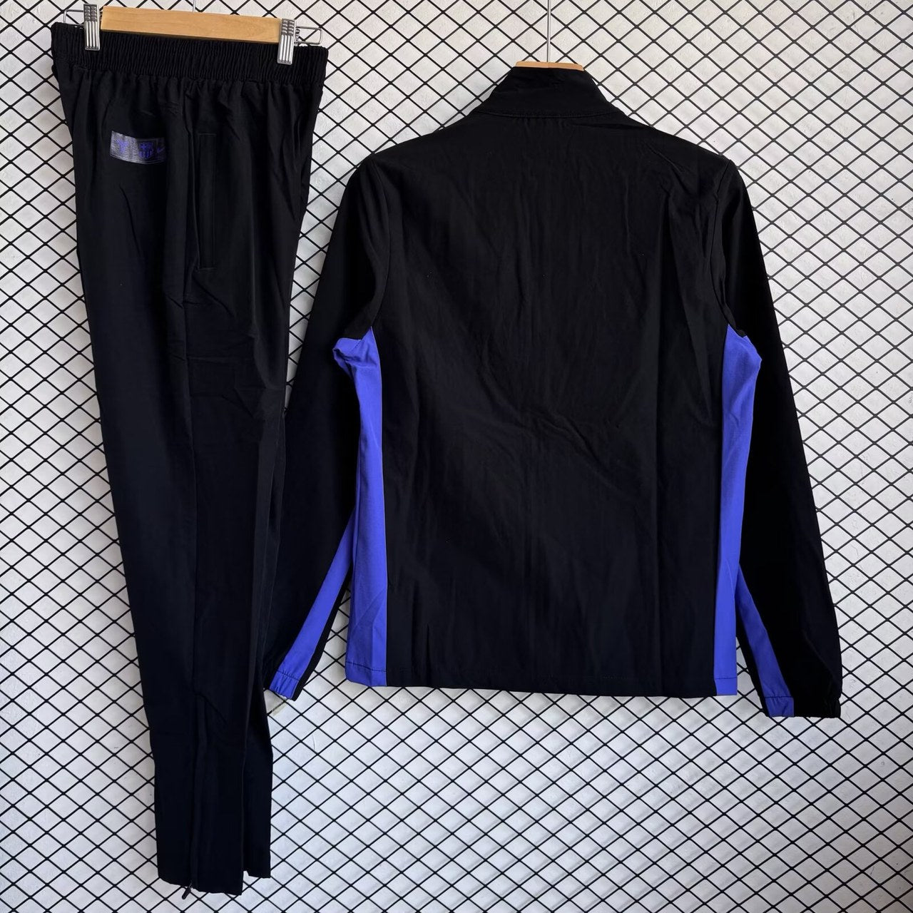 Barcelona Windbreaker Sets With Pants Black Football Jersey 2025/2026