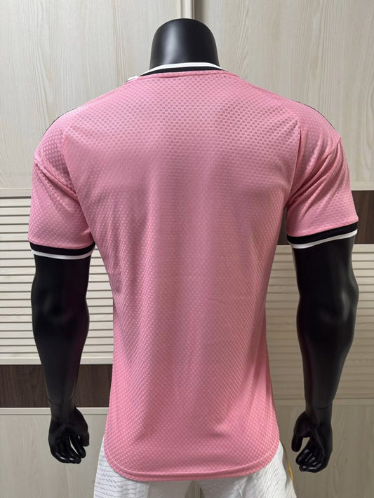 Juventus Special Edition Pink Player Football Jersey 2026/2027