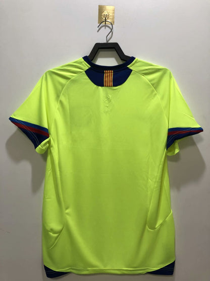 Retro Barcelona Away Football Jersey 2005/2006
