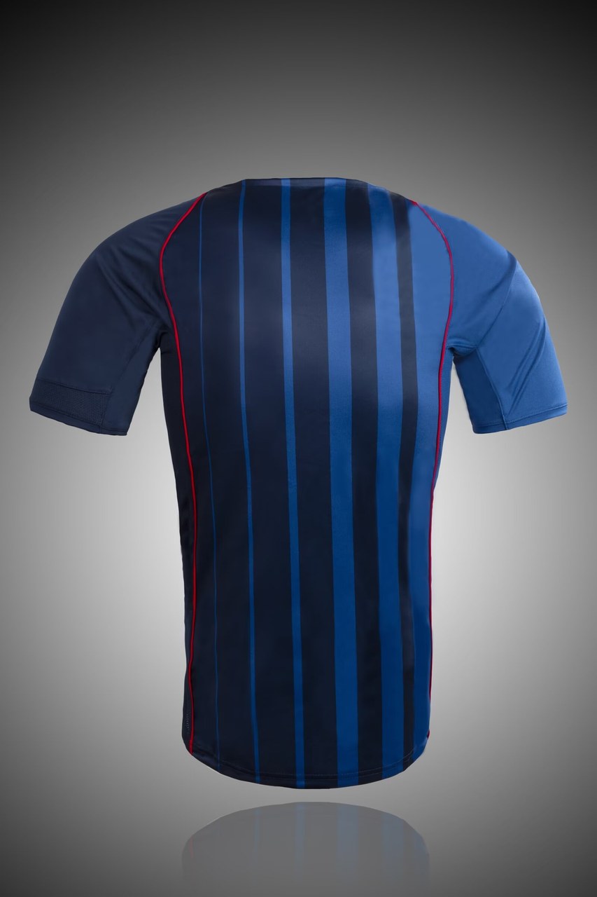 Retro Barcelona Away Football Jersey 2004/2005