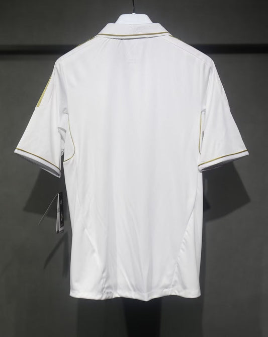 Retro Real Madrid Home Player Football Jersey 2011/2012