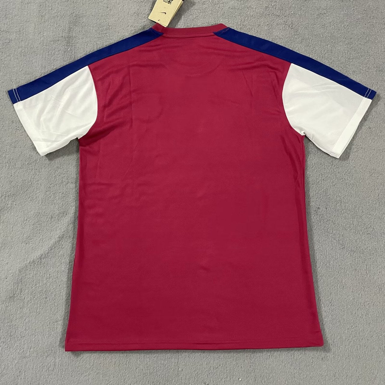 Barcelona Training Clothes Pink Fans Football Jersey 2025/2026