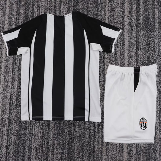 Retro Juventus Home Kids Football Jersey 2004/2005