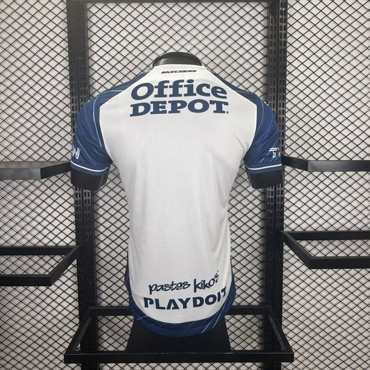 Pachuca Home Player Football Jersey 2025/2026
