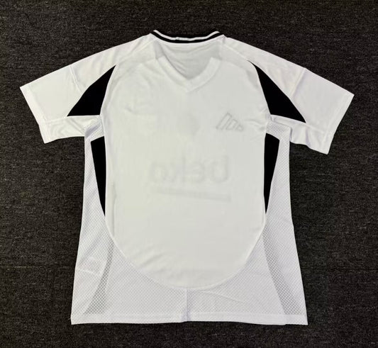 Besiktas JK Home Fans Football Jersey 2024/2025