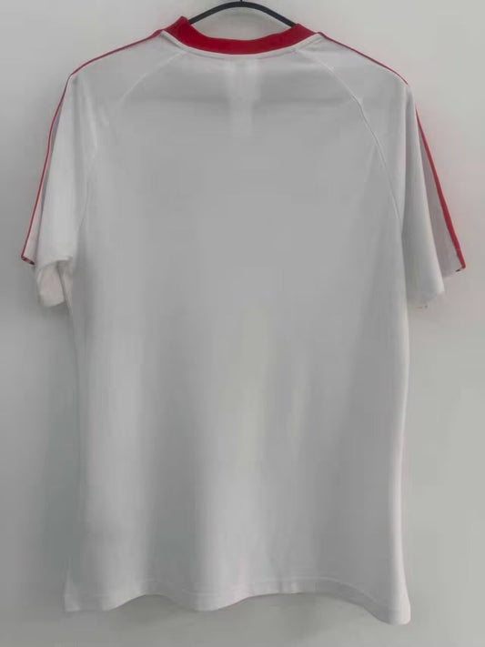 Liverpool T-shirt Retro Leisure White Football Jersey 2026/2027