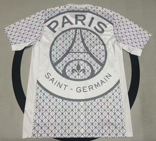 PSG Paris Training Clothes Fans Football Jersey 2025/2026 （带星）