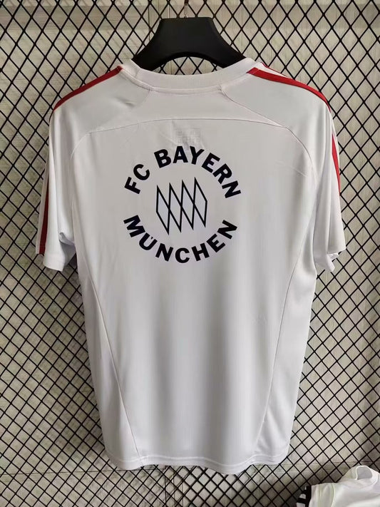 Bayern Munich T-shirt White Fans Football Jersey 2025/2026