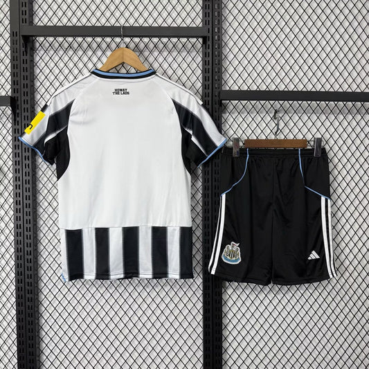 Newcastle Home With Pants Sets Fans Football Jersey 2025/2026