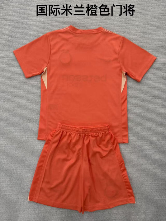 Inter Milan Goalkeeper Fans (Kids And Man) Football Jersey 2025/2026