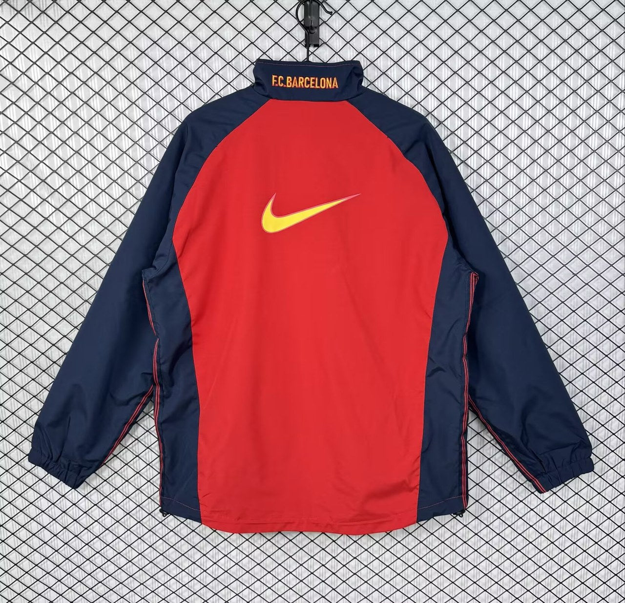 Retro Barcelona Windbreaker Waterproof Red Football Jersey 1998/2000