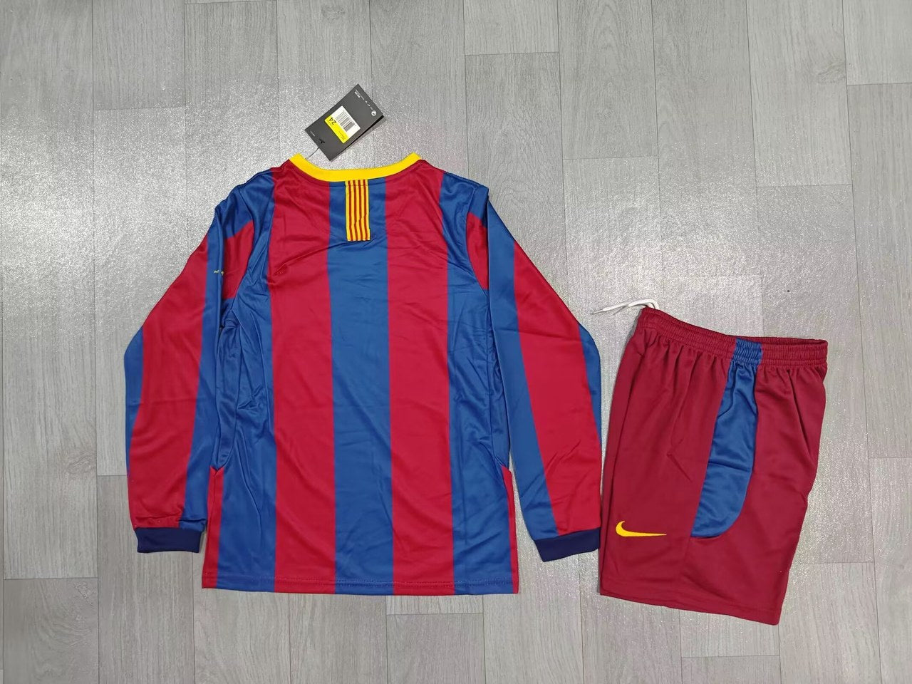 Retro Barcelona Home Long Kids Football Jersey 2010/2011