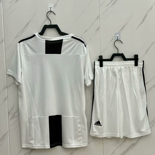 Retro Juventus Home Kits Suit Football Jersey 2018/2019