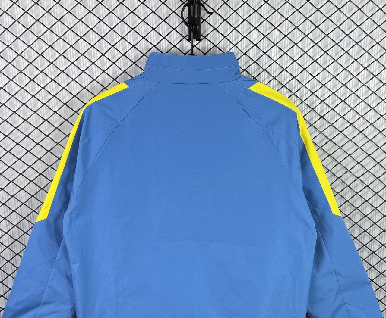 Retro Barcelona Windbreaker Blue Football Jersey 2015/2016