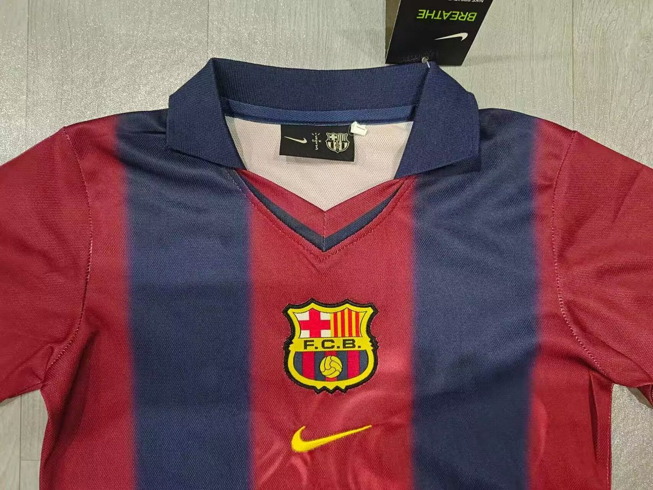 Barcelona Retro Kids Football Jersey 2025/2026