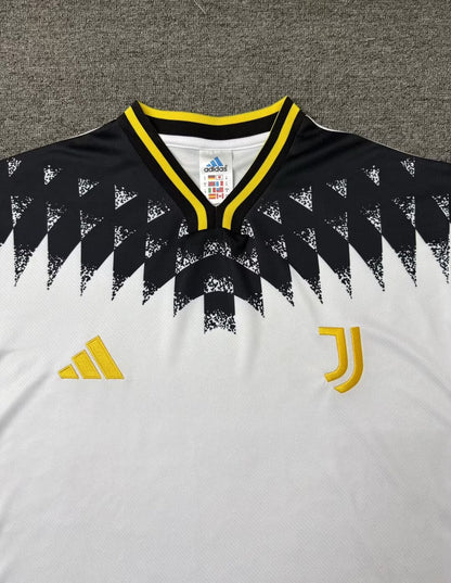 Retro Juventus Special Edition Fans Football Jersey 2026/2027