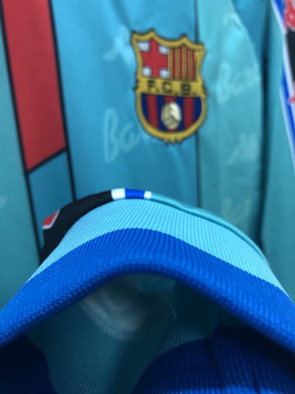Retro Barcelona Away Long Sleeve Football Jersey 1996/1997