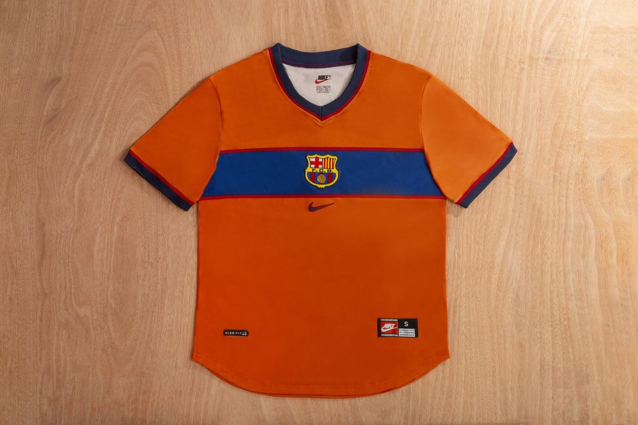 Retro Barcelona 3R Away Football Jersey 1999/2000