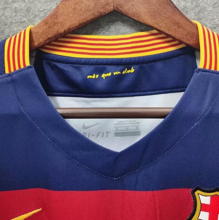 Retro Barcelona Home Football Jersey 2015/2016