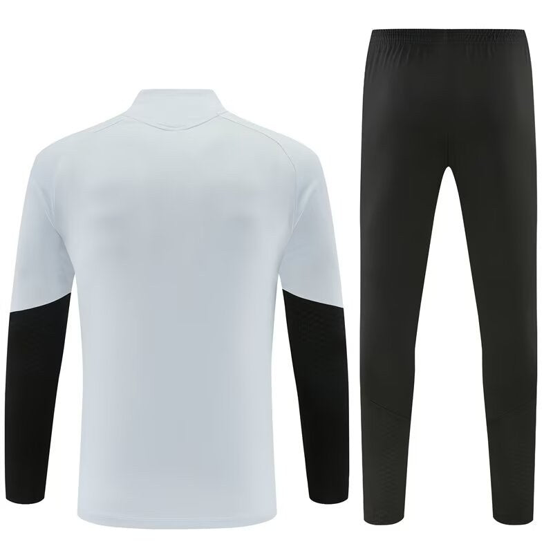 Liverpool Training Tracksuit White Player (Kids And Man ) 2025/2026
