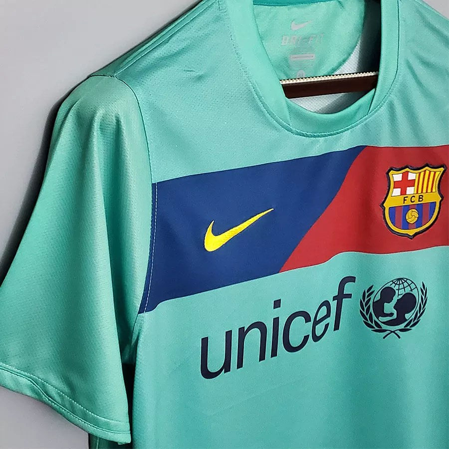 Retro Barcelona Away Green Football Jersey 2010/2011