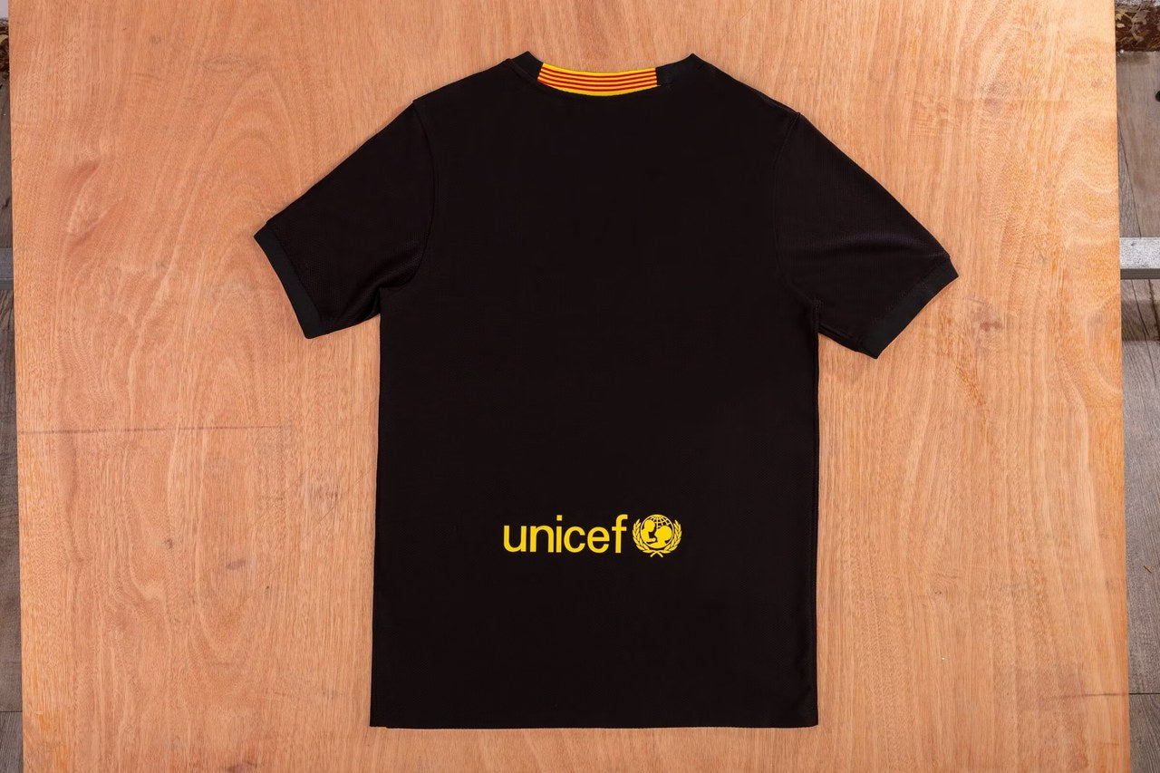 Retro Barcelona 2RD Away Football Jersey 2013/2014