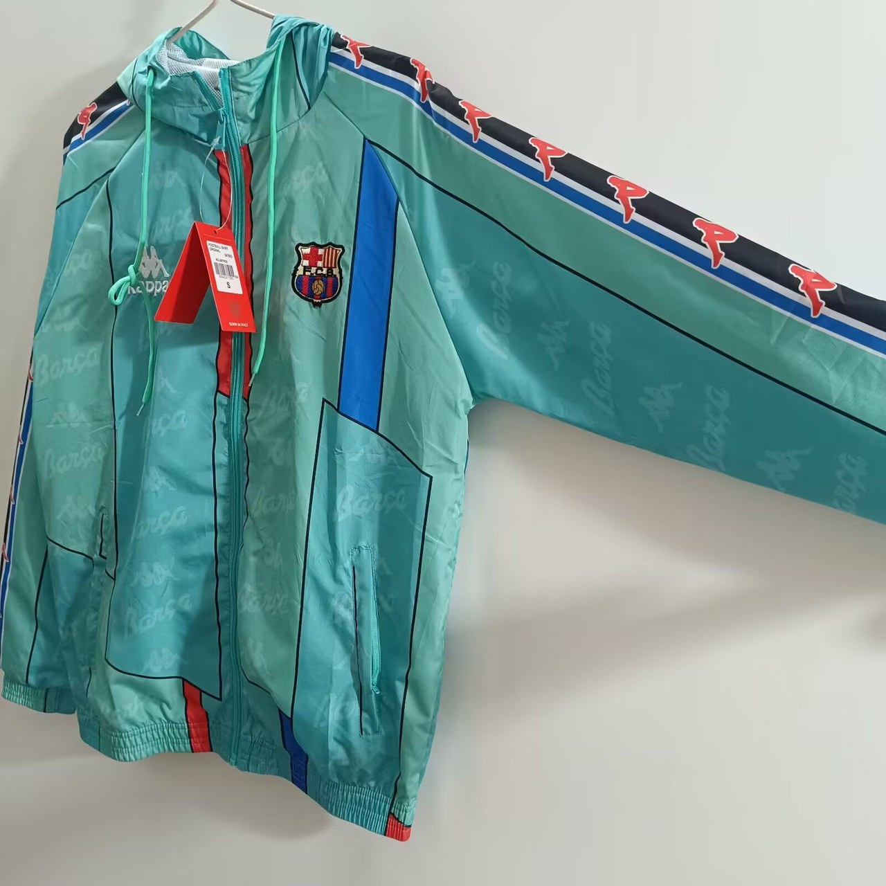 Barcelona Blue Windbreaker Football Jersey 2025/2026