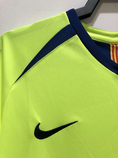 Retro Barcelona Away Football Jersey 2005/2006