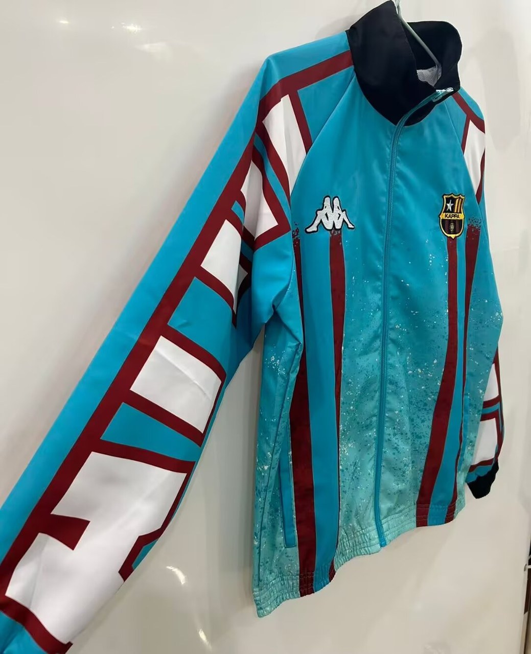 Barcelona Retro Windbreaker 2025/2026
