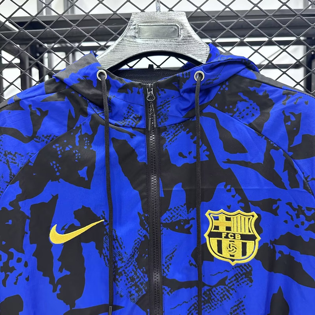 Barcelona Windbreaker Football Jersey 2025/2026