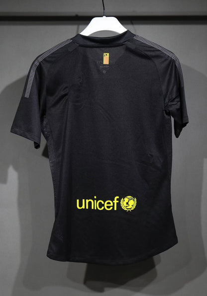 Retro Barcelona Player Away Football Jersey 2010/2011