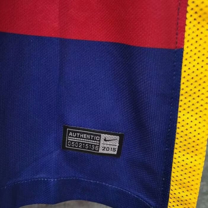 Retro Barcelona Home Football Jersey 2015/2016