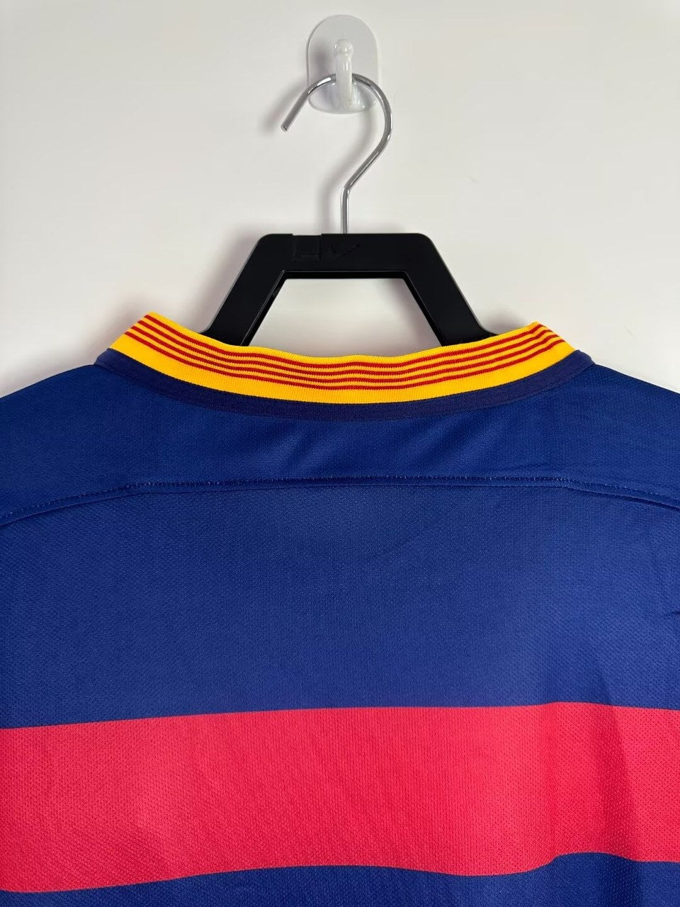 Retro Barcelona Home Football Jersey 2015/2016