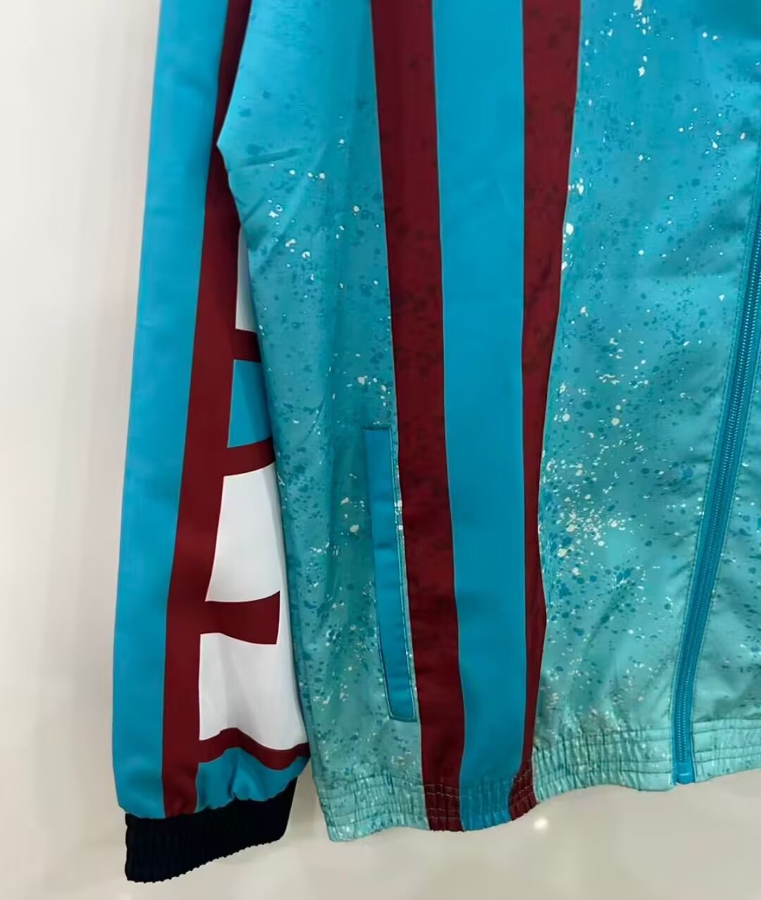Barcelona Retro Windbreaker 2025/2026