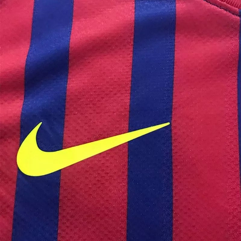 Retro Barcelona Home Football Jersey 2011/2012