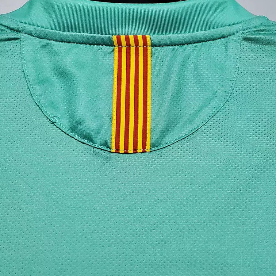 Retro Barcelona Away Green Football Jersey 2010/2011