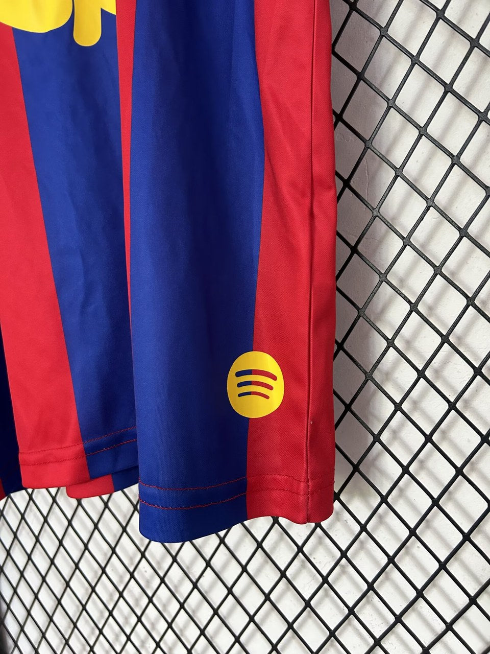 Retro Barcelona Special Edition Fans Football Jersey 2003/2004