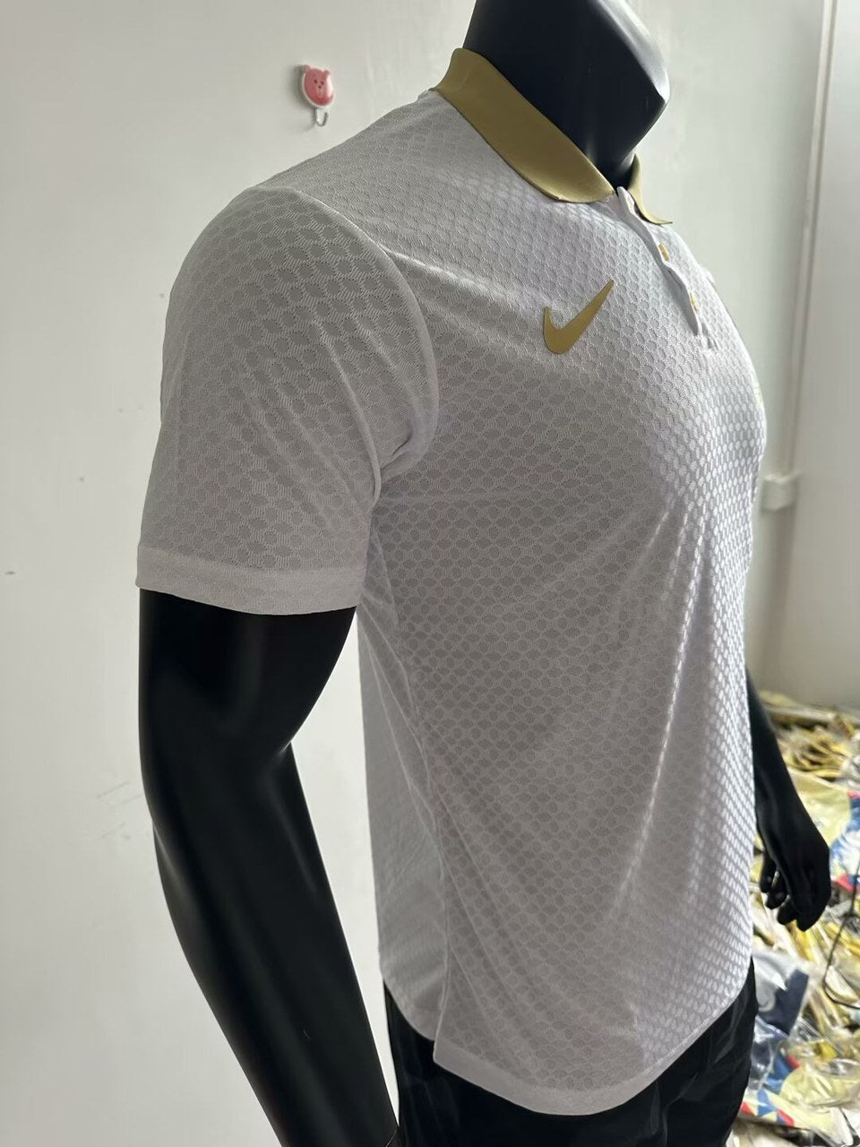 Barcelona Training Clothes White Player Football Jersey 2025/2026