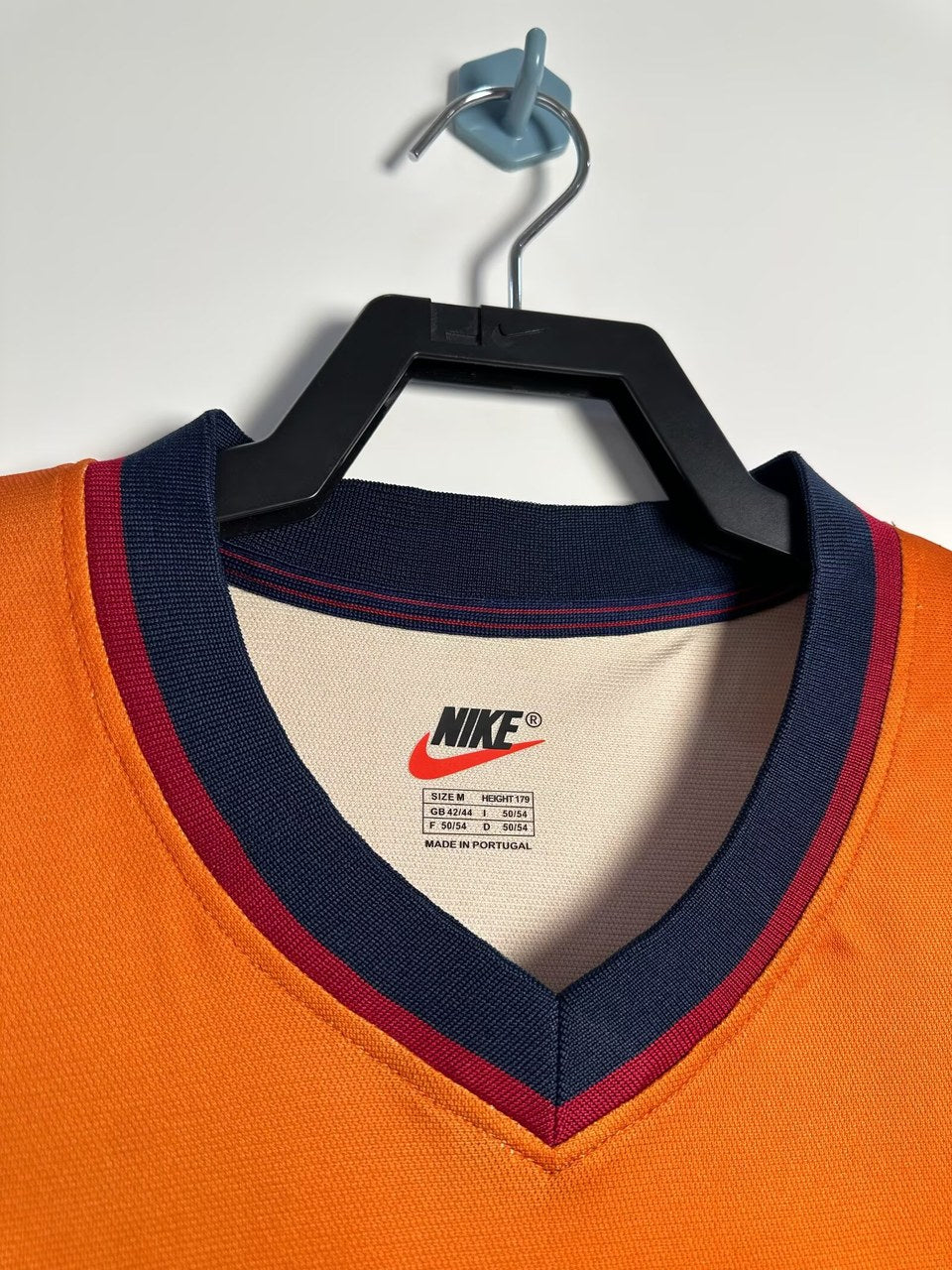 Retro Barcelona Third Awsy Football Jersey 1998/1999