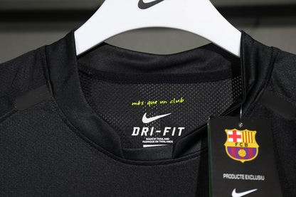 Retro Barcelona Player Away Football Jersey 2010/2011
