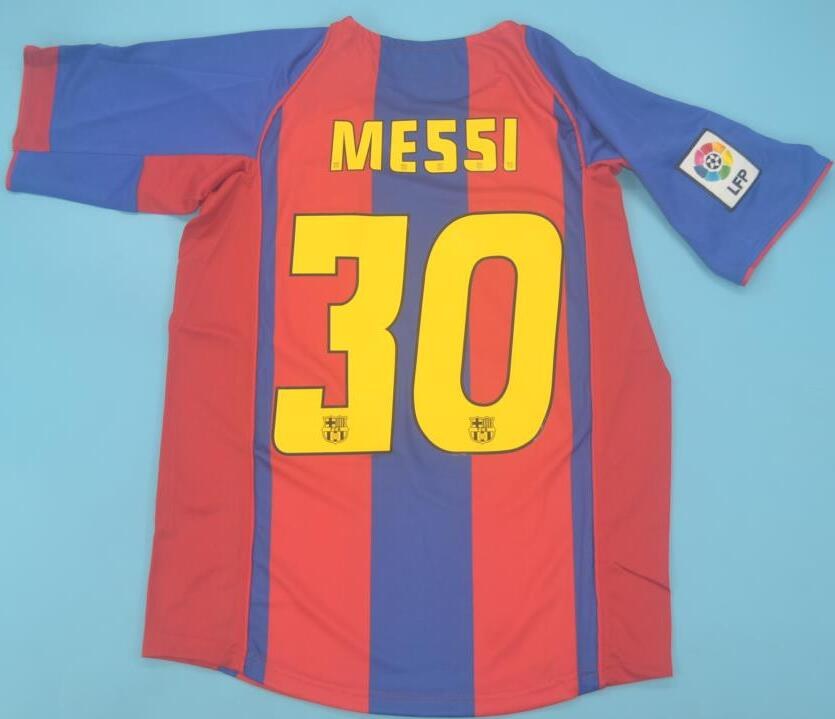 Retro Barcelona Away Football Jersey 2004/2005
