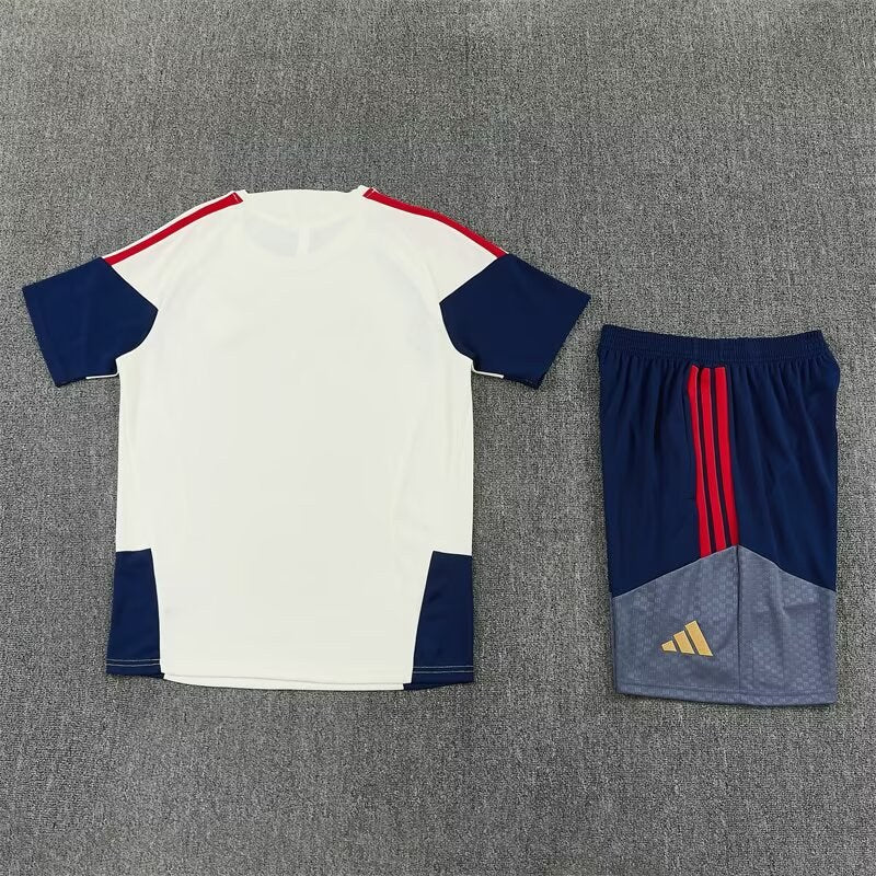 Bayern Munich Training Yellow Fans Football Jersey 2026/2027 (Kids And Man ) (16-2XL)