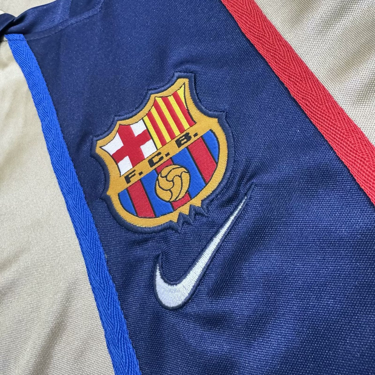 Retro Barcelona Away Kids 2001/2002