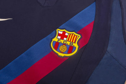 Retro Barcelona Away Football Jersey 2002/2003